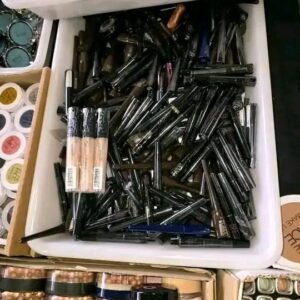 Buy Authentic Makeup & Cosmetic Pallet
