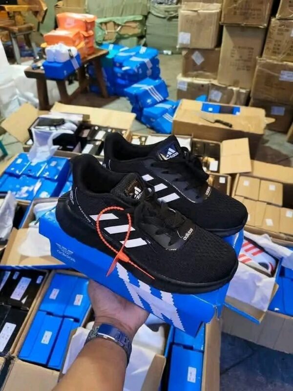 Buy Authentic Trainers Shoe Pallet