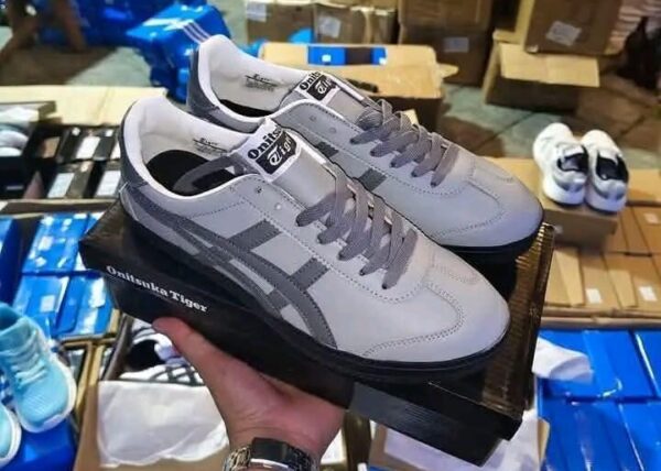 Buy Authentic Trainers Shoe Pallet