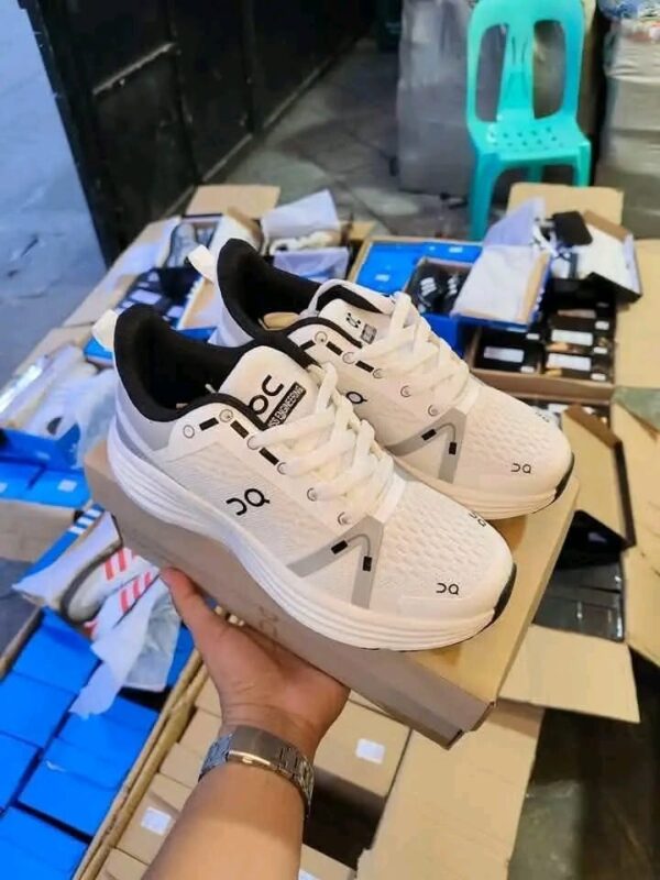 Buy Authentic Trainers Shoe Pallet