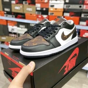 Buy Brand New Nike Shoe Pallet