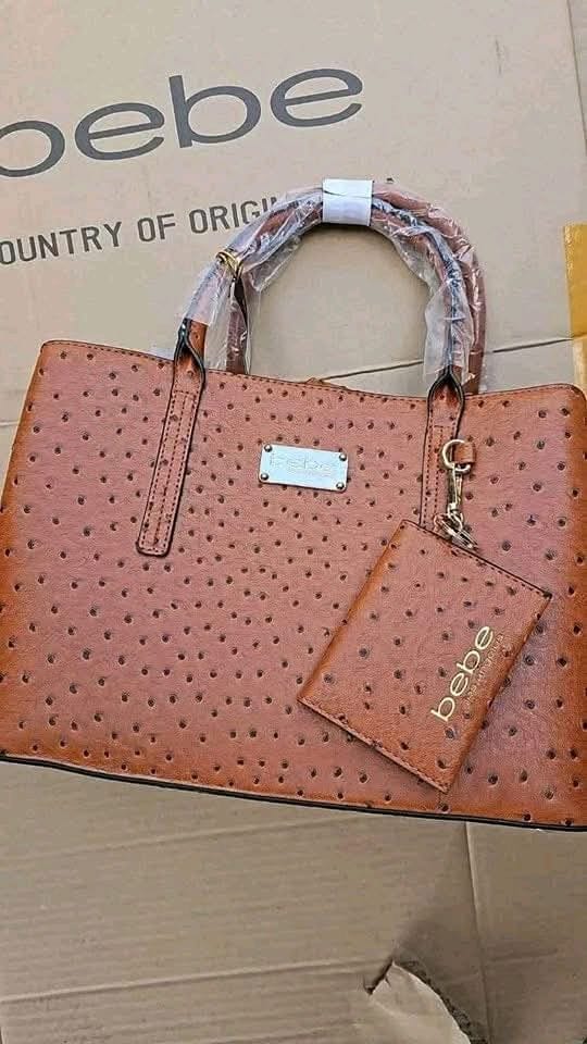 Buy Branded Handbags Pallet for Women