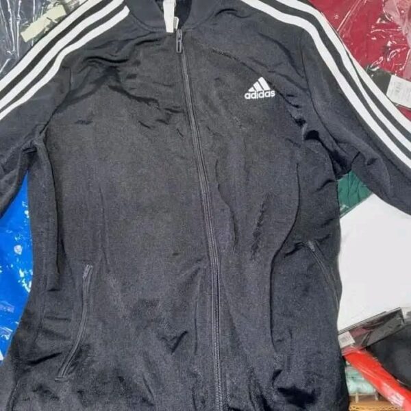 Buy Mixed Clothing Pallet