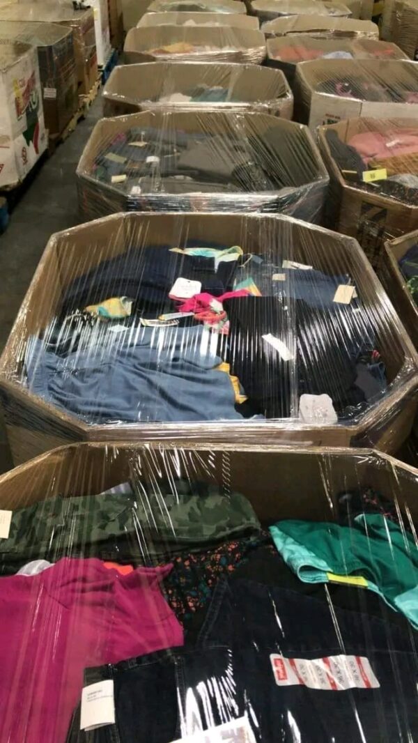 Buy Mixed Clothing Pallet