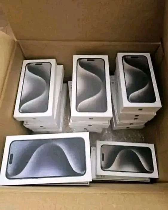 Buy Mixed iPhone 13 & iPhone 16 Pro Max Pallet