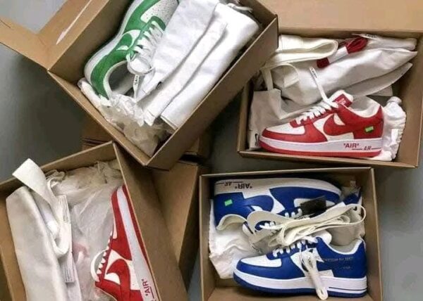 Buy a branded sneakers pallet