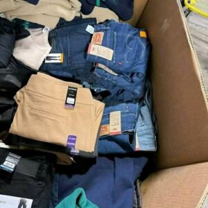 Buy a mixed clothing pallet