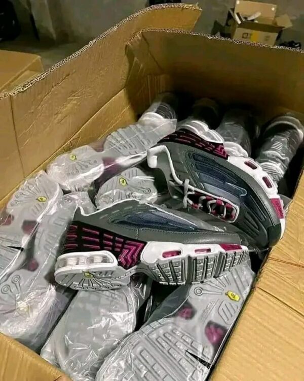 Buy branded trainers shoe pallet