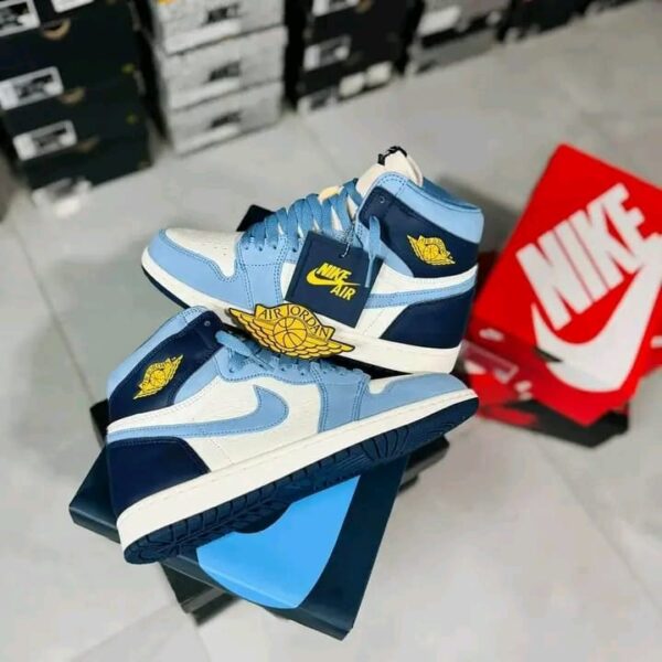 Buy mixed authentic sneakers