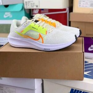 Buy mixed branded shoe pallet