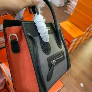 High-End Women’s Handbags Liquidation Pallets – 200 Pieces for $800 | Mini Pallet 100 Pieces for $400 - Image 5